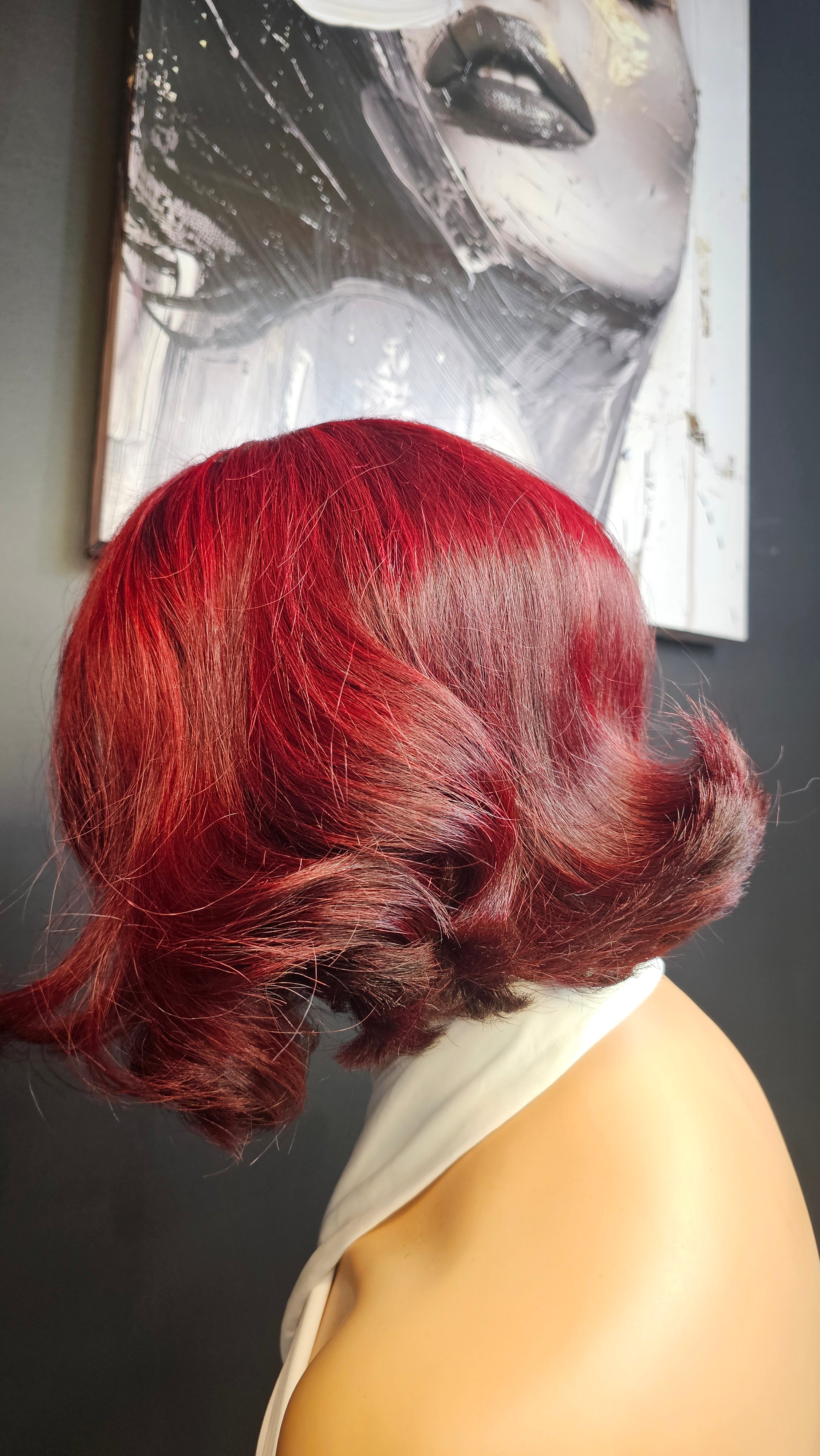 THE MARILYN GLUELESS BOB WIG